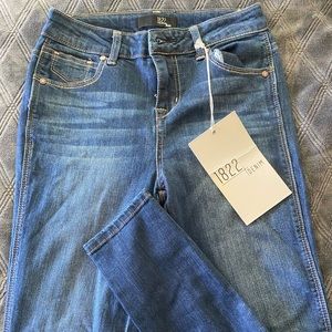 1822 skinny jeans. Brand new